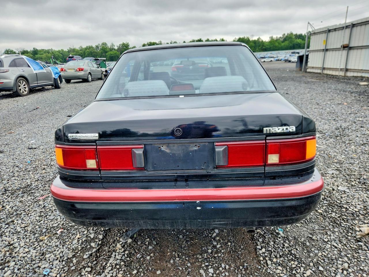 1990 Mazda Protege Se - Image 6