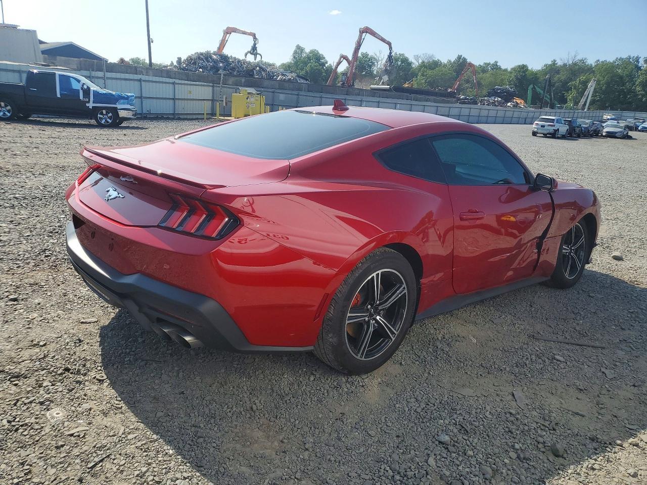2024 Ford Mustang - Image 3