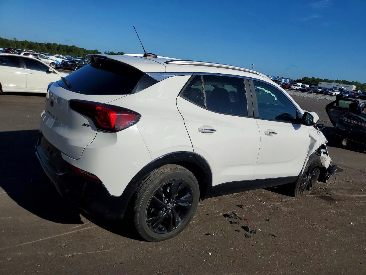 2024 Buick Encore Gx Sport Touring - Image 3