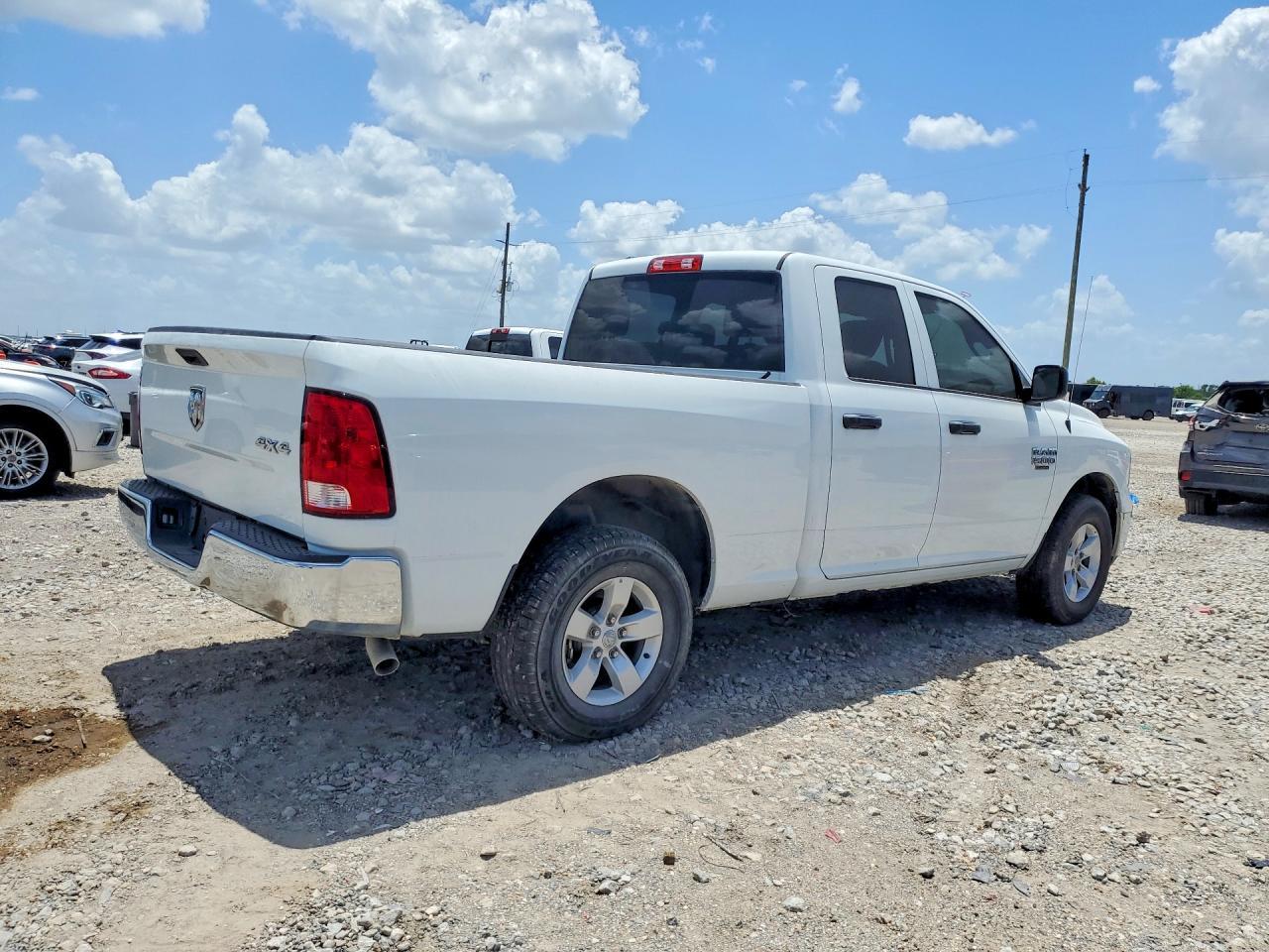 2022 Ram 1500 Classic Tradesman - Фото 3
