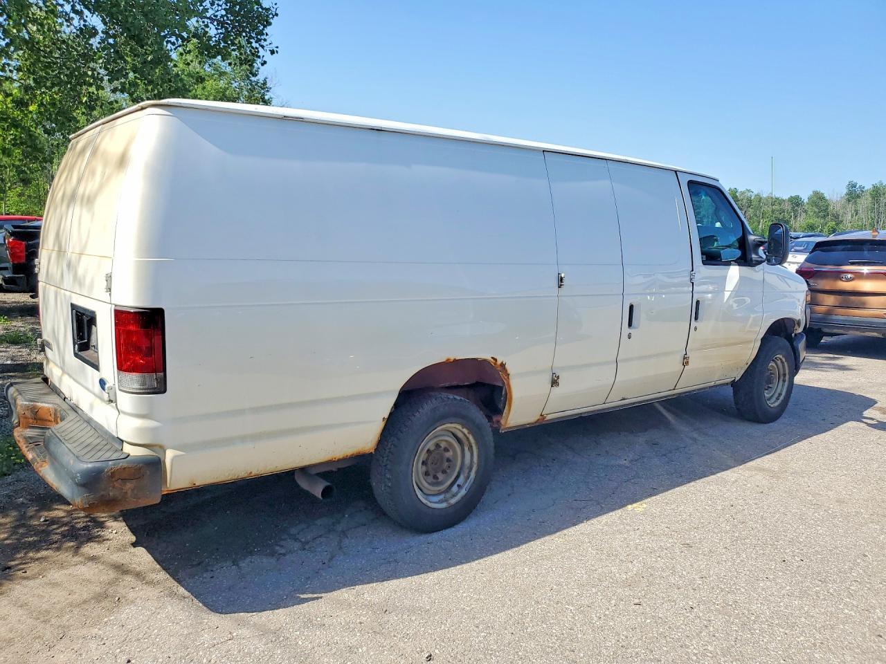 2008 Ford Econoline E150 Van - Фото 3