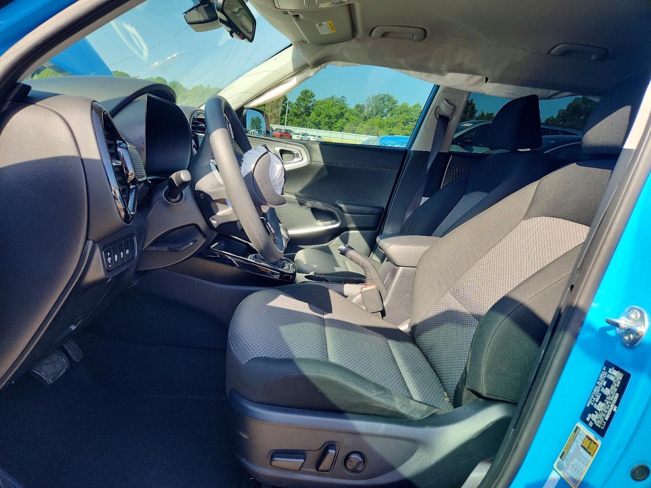 2025 Kia Soul S - Image 7