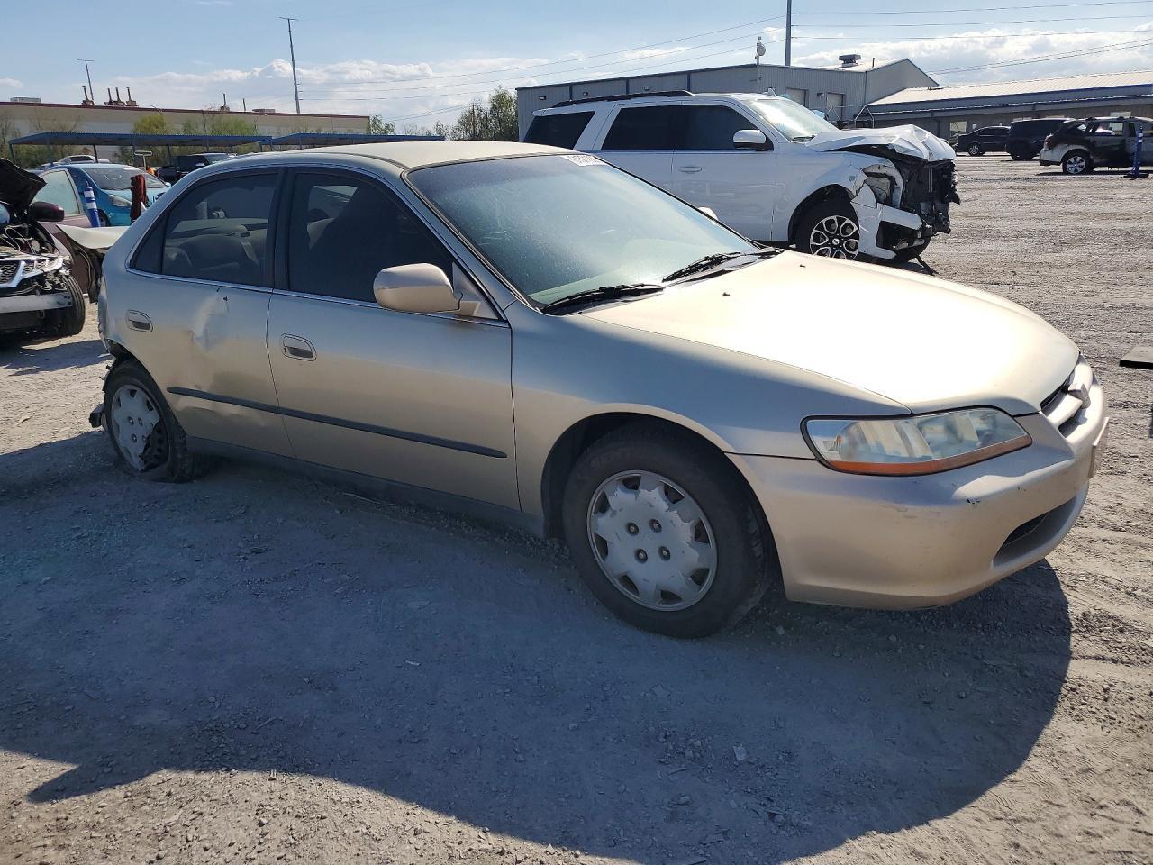 2000 Honda Accord Lx - Image 4