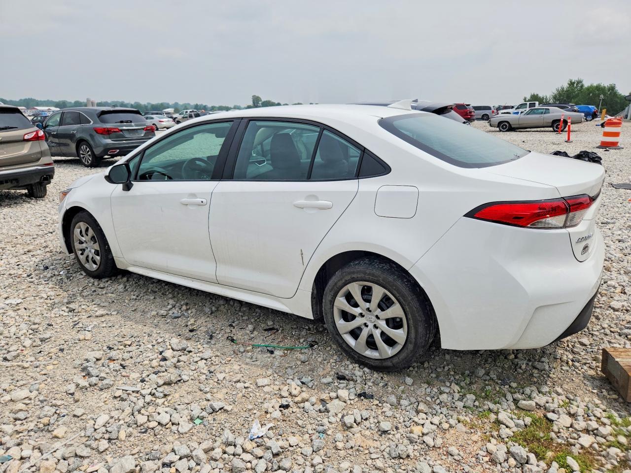 2024 Toyota Corolla Le - Image 2
