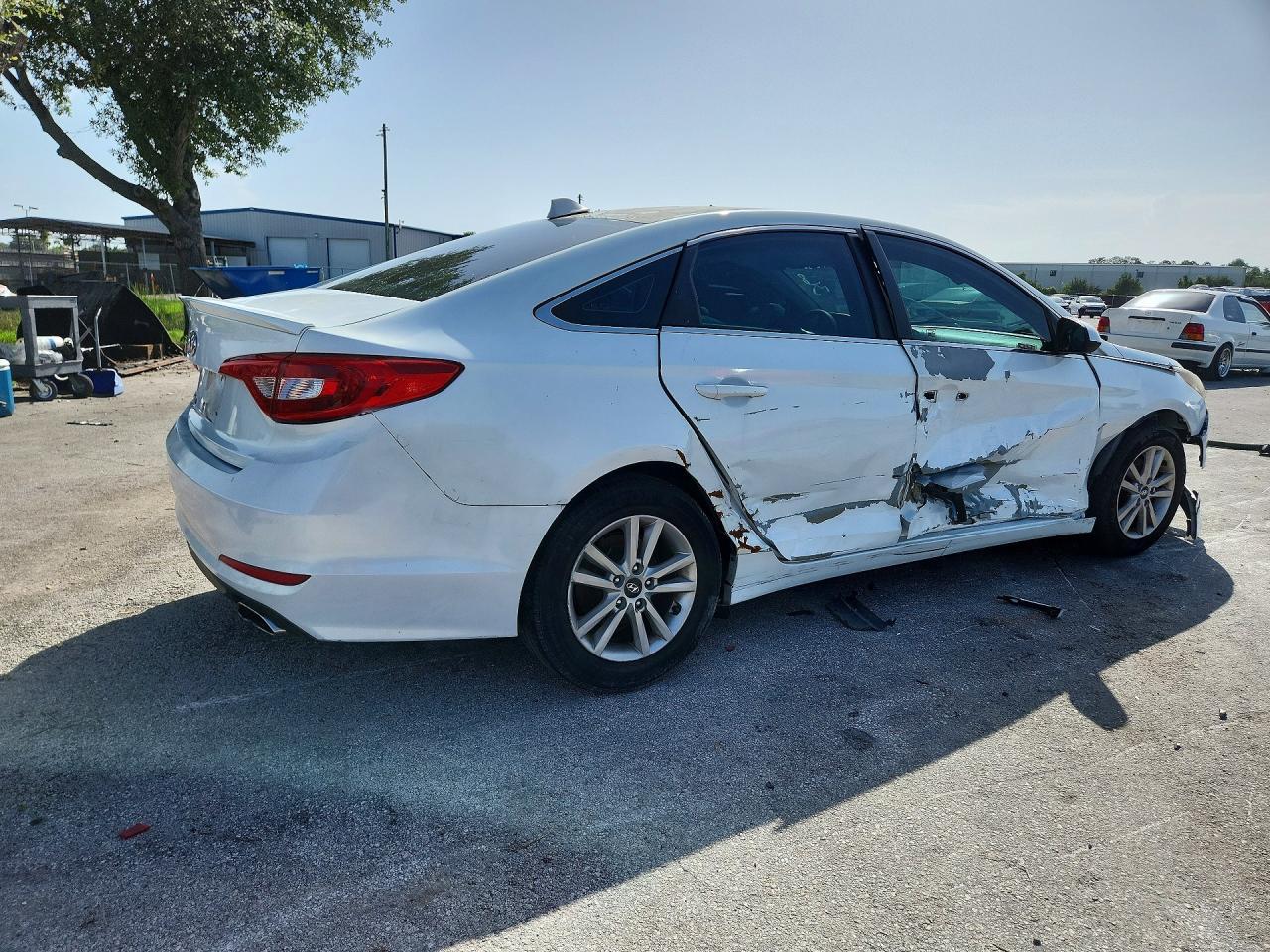 2015 Hyundai Sonata Se - Image 3