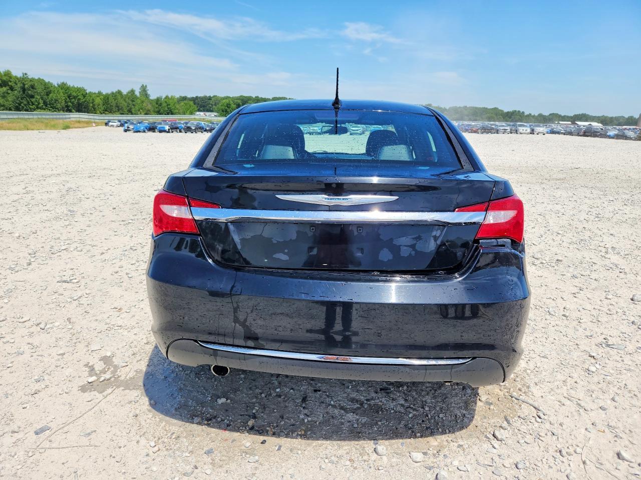 2014 Chrysler 200 Limited - Фото 6