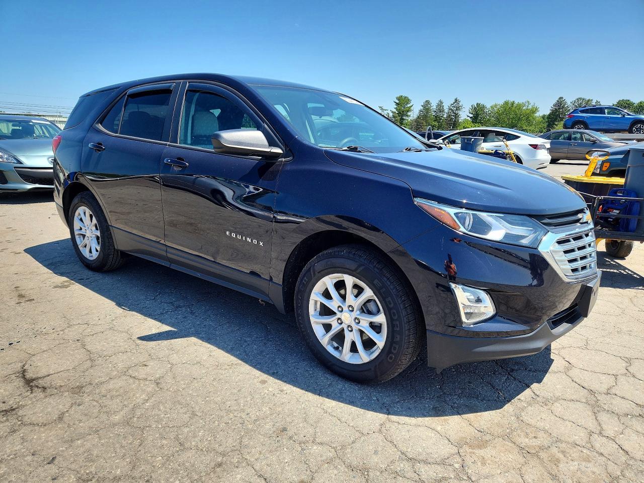 2020 Chevrolet Equinox Ls - Image 4