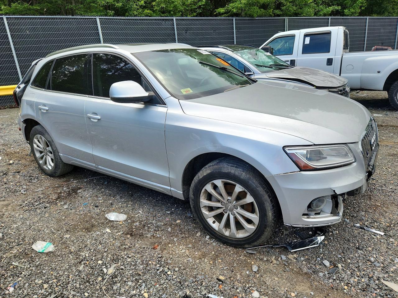 2014 Audi Q5 Premium Plus - Image 4