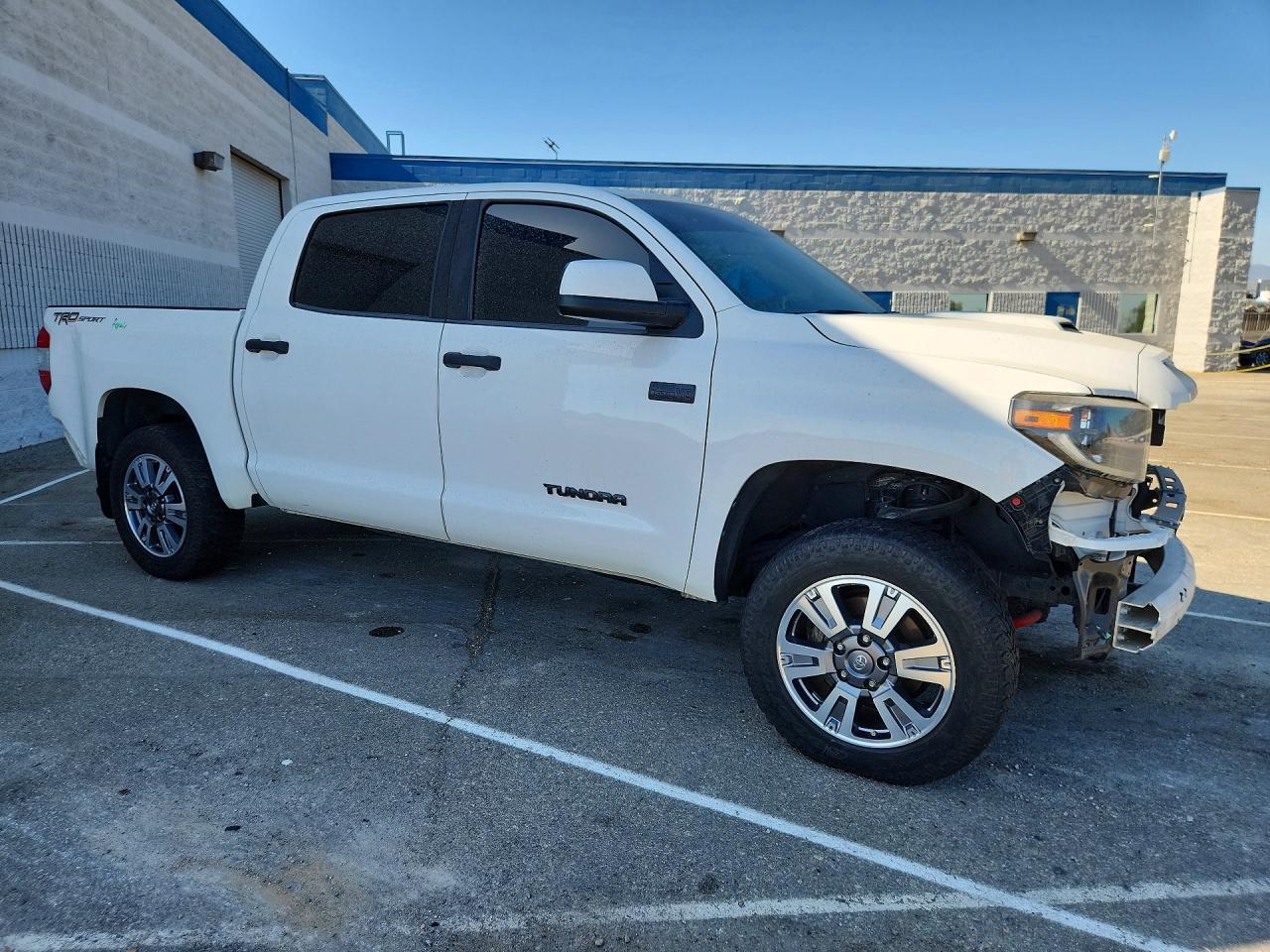 2021 Toyota Tundra Crewmax Sr5 - Фото 4