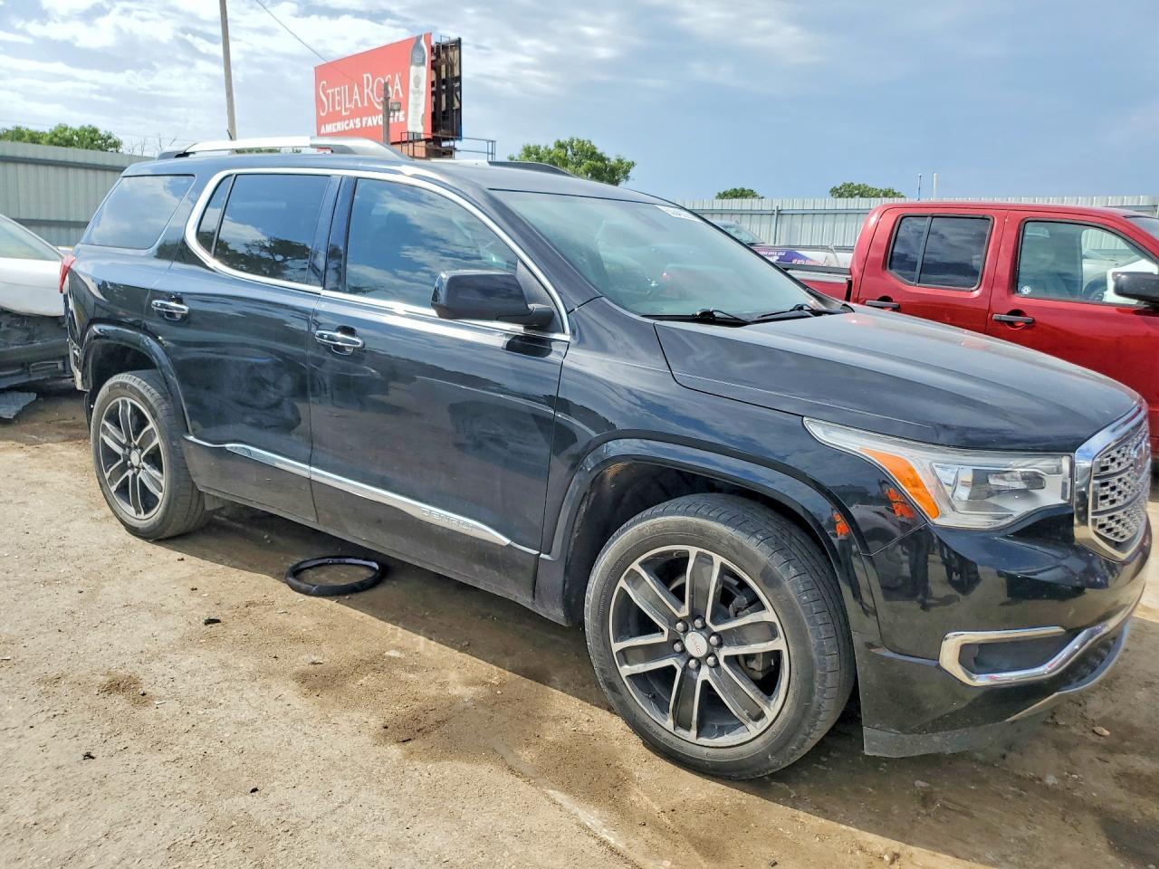2018 GMC Acadia Denali - Фото 4
