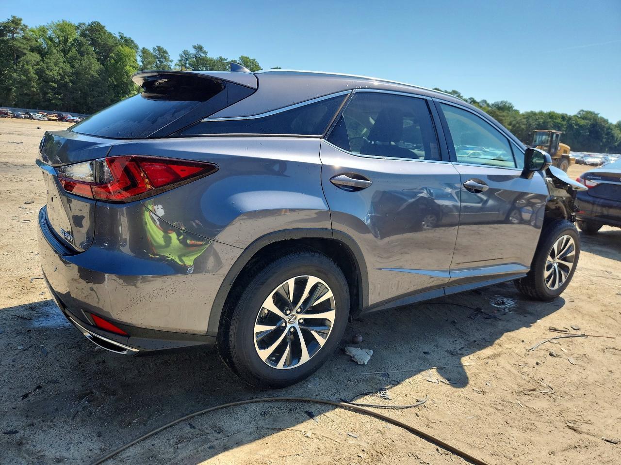 2022 Lexus Rx 350 - Image 3