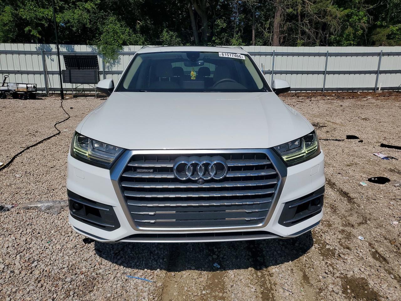 2017 Audi Q7 Premium Plus - Image 5