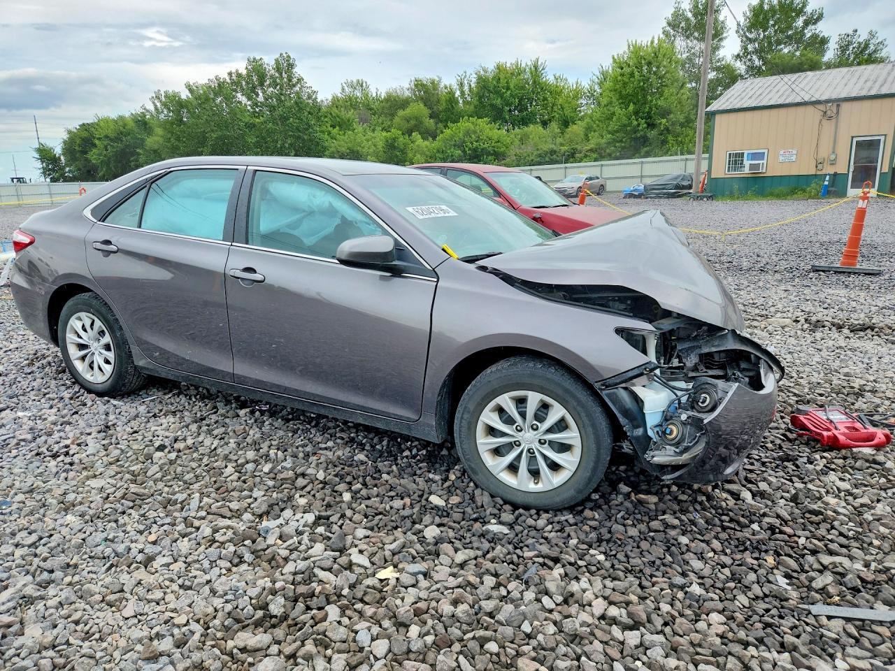 2017 Toyota Camry Le - Фото 4