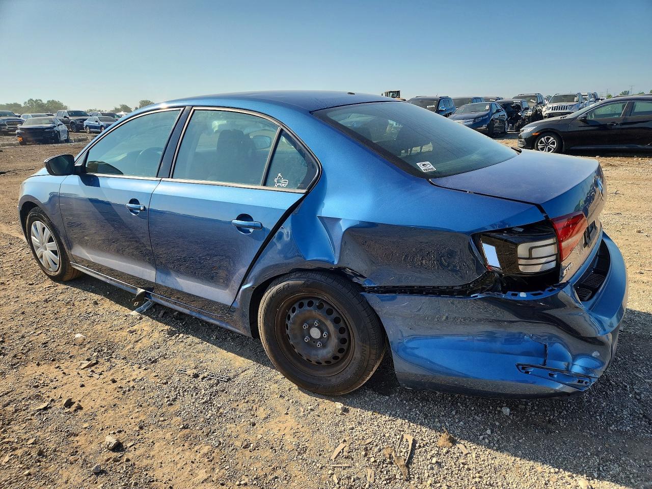 2016 Volkswagen Jetta S - Фото 2