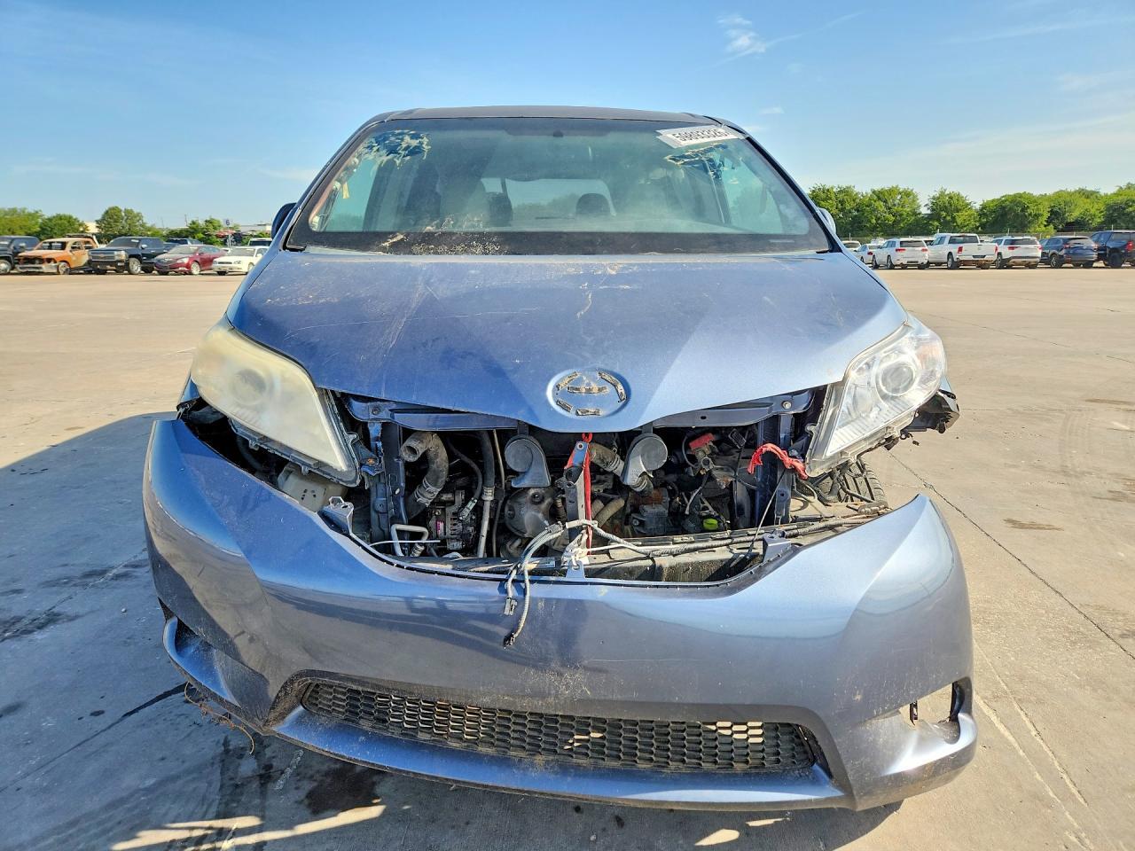 2017 Toyota Sienna Xle 8-Passenger - Фото 5