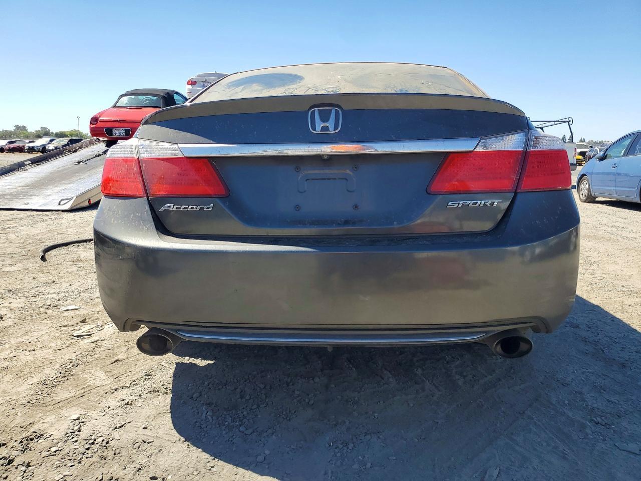 2014 Honda Accord Sport - Image 6