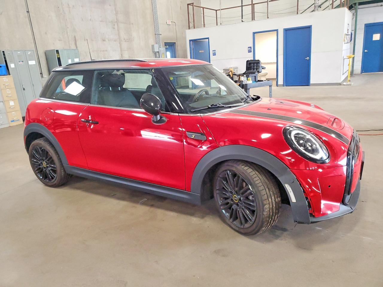 2023 Mini Cooper Se - Image 4