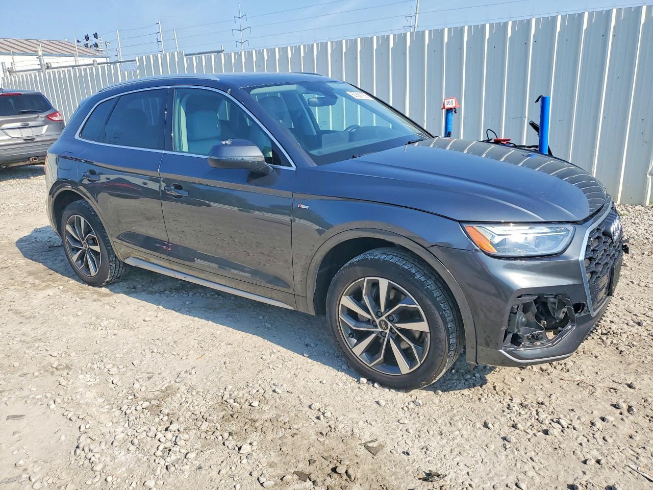 2022 Audi Q5 Premium Plus 45 - Фото 4