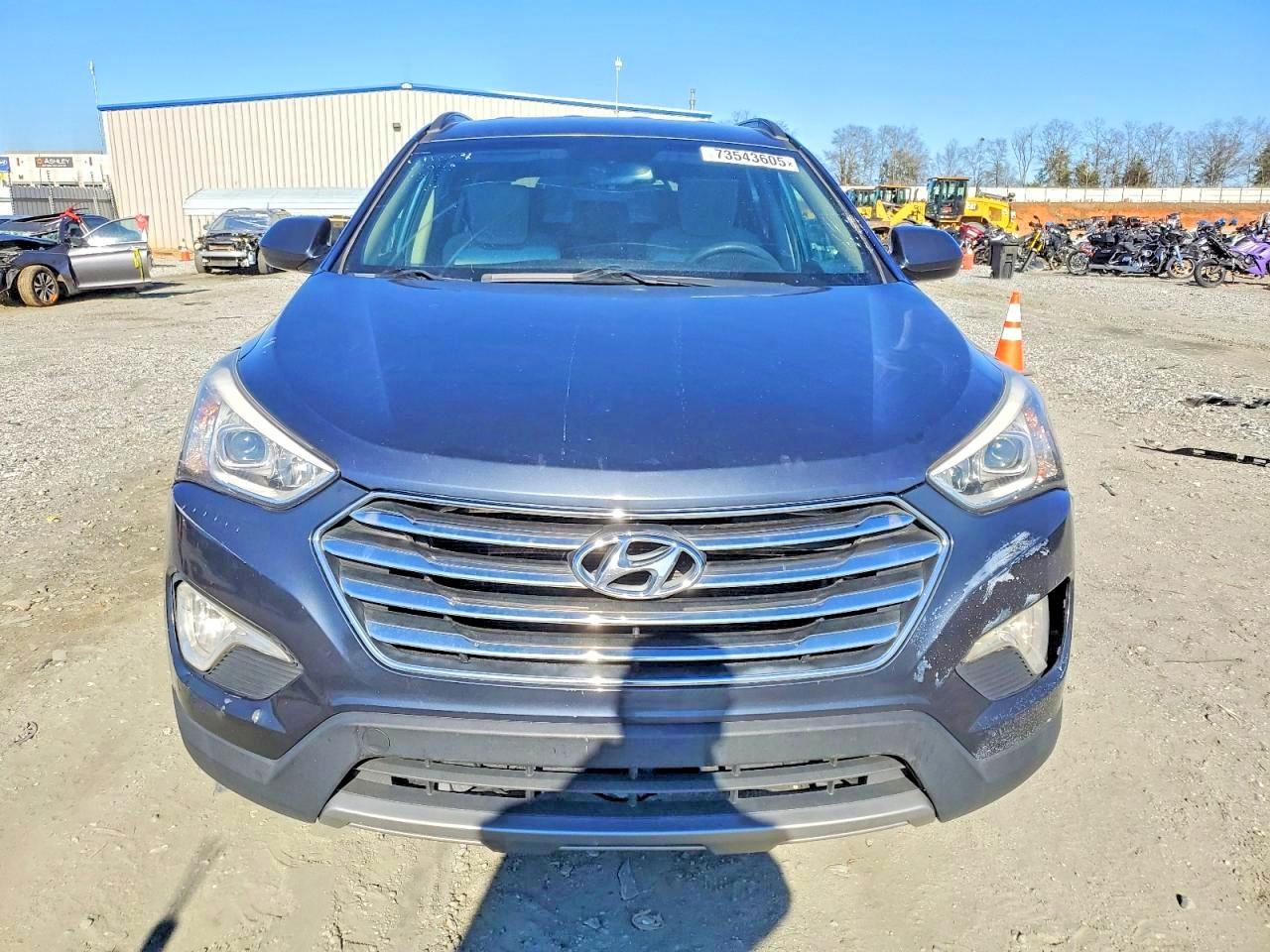 2016 Hyundai Santa Fe Se - Image 5
