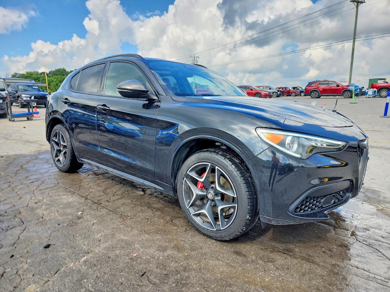 2020 Alfa Romeo Stelvio Ti - Фото 4