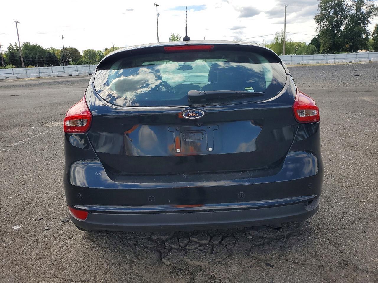 2018 Ford Focus Titanium - Image 6