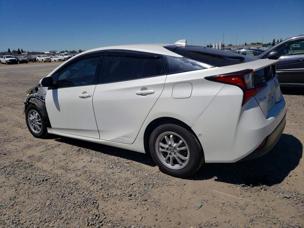 2020 Toyota Prius Le - Image 2