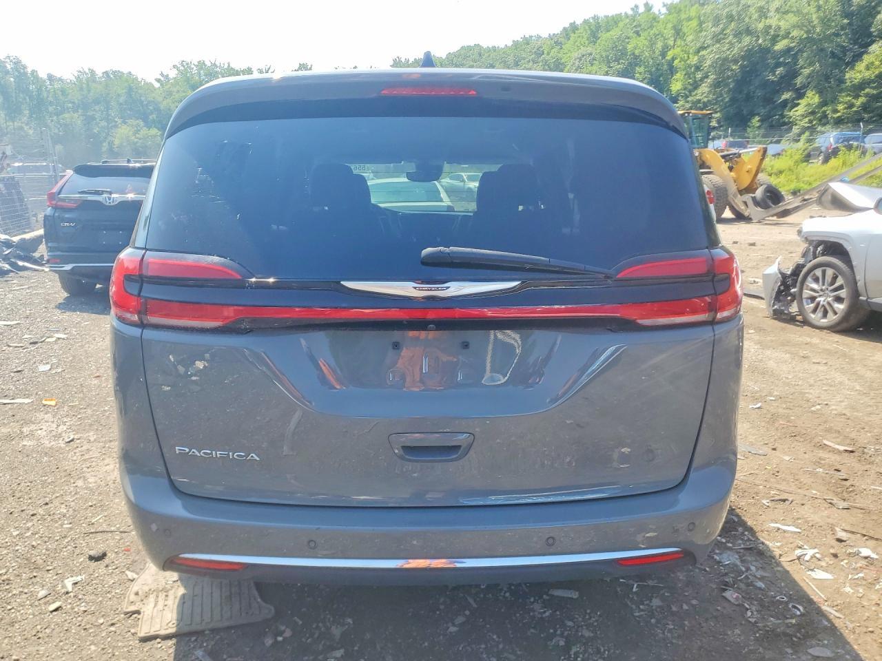 2023 Chrysler Pacifica Touring L - Фото 6