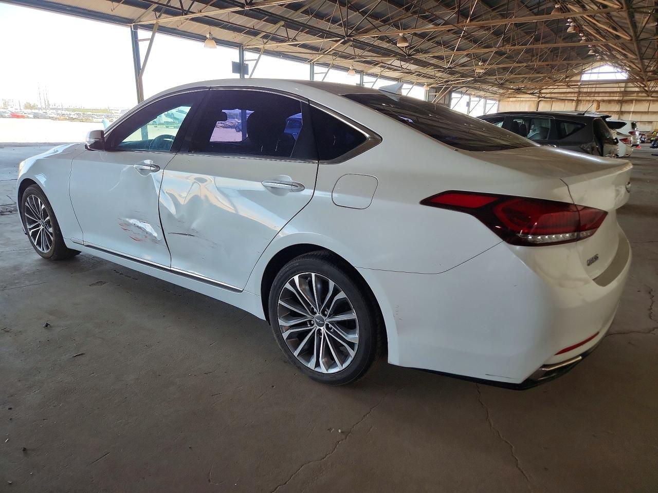 2015 Hyundai Genesis 3.8L - Image 2