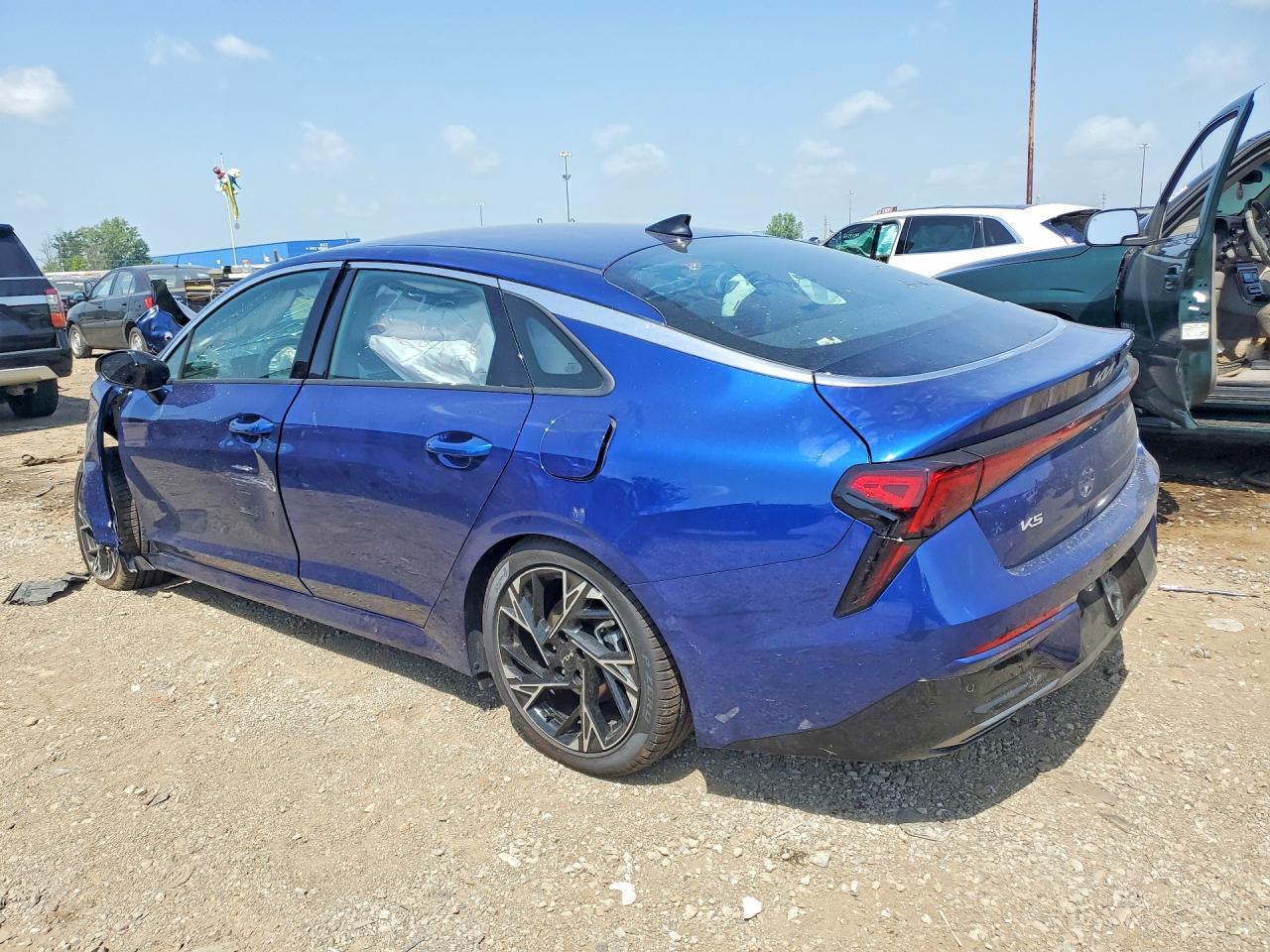 2026 Kia K5 Gt Line - Image 2