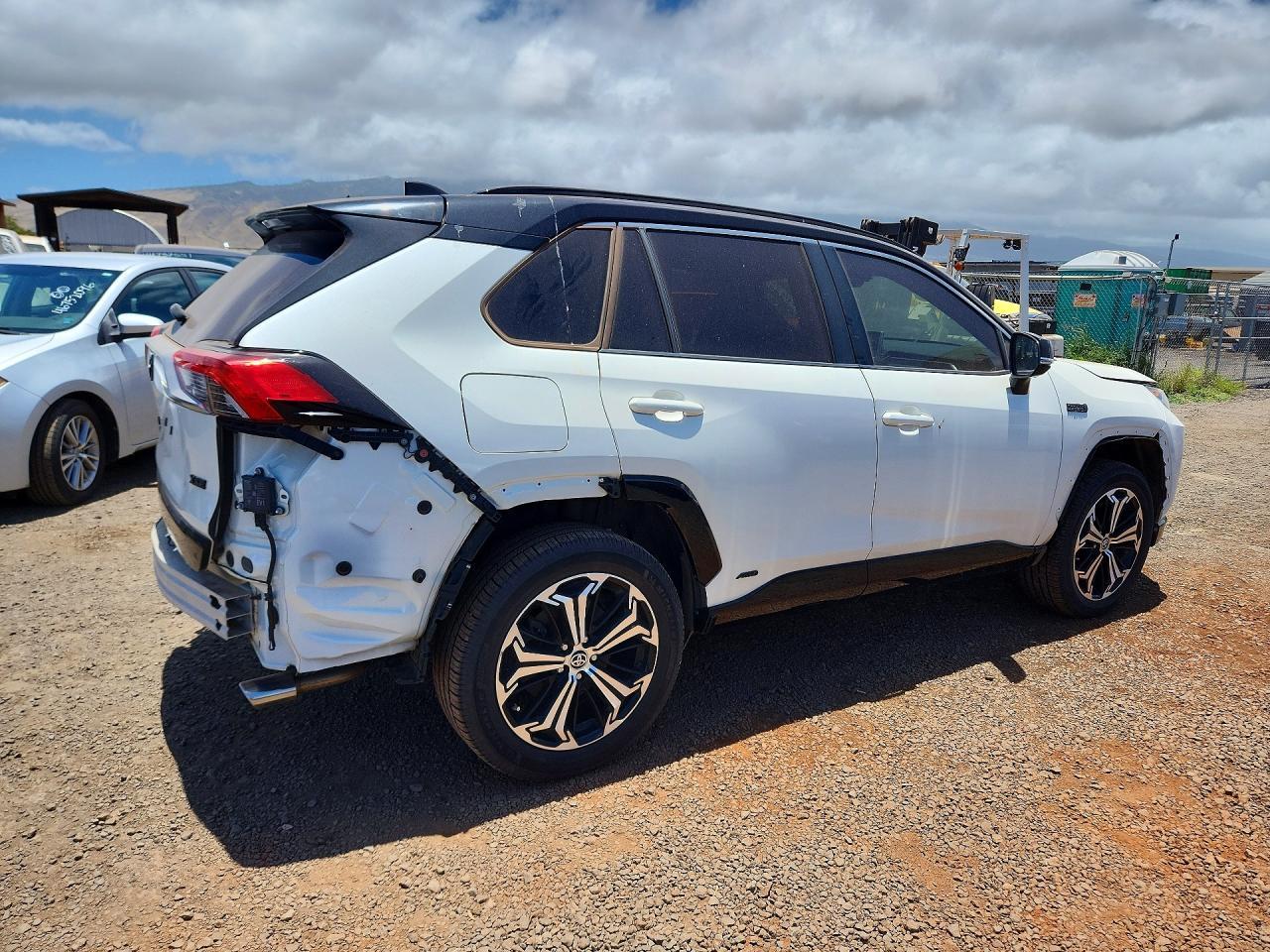 2021 Toyota Rav4 Prime Xse - Image 3