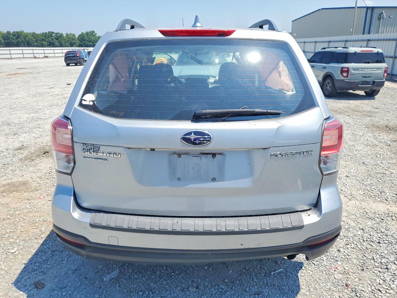 2018 Subaru Forester 2.5I - Image 6
