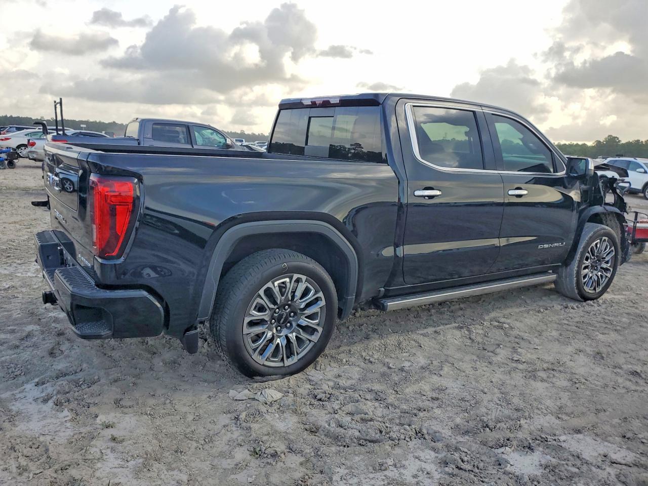 2024 GMC Sierra K1500 Denali Ultimate - Фото 3