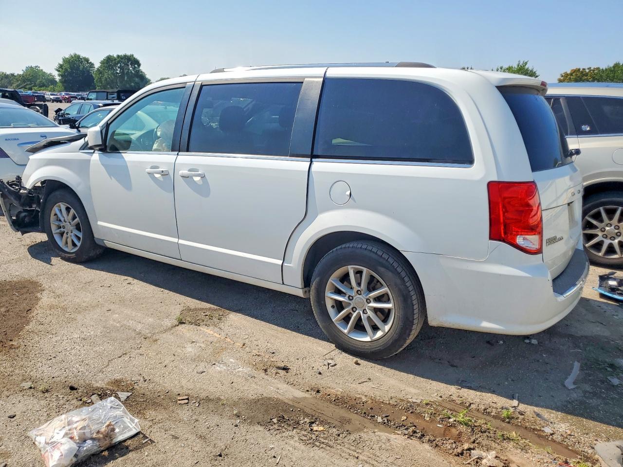 2019 Dodge Grand Caravan Sxt - Фото 2
