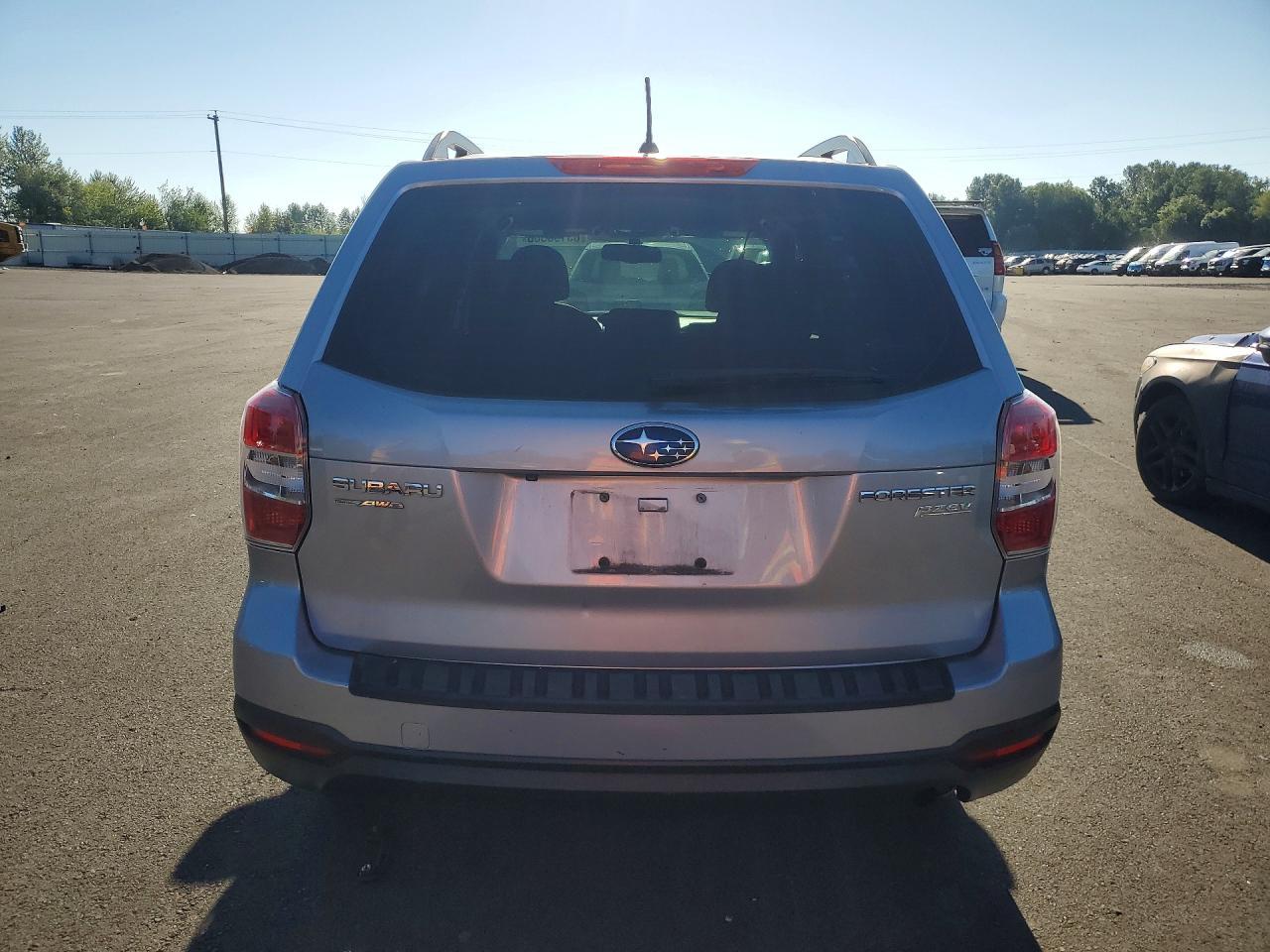 2015 Subaru Forester 2.5I - Фото 6