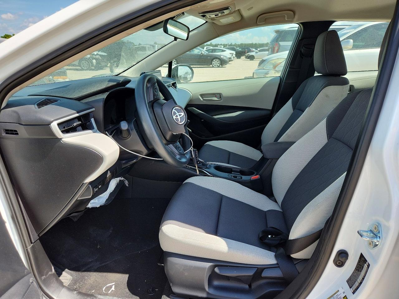 2026 Toyota Corolla Le - Фото 7