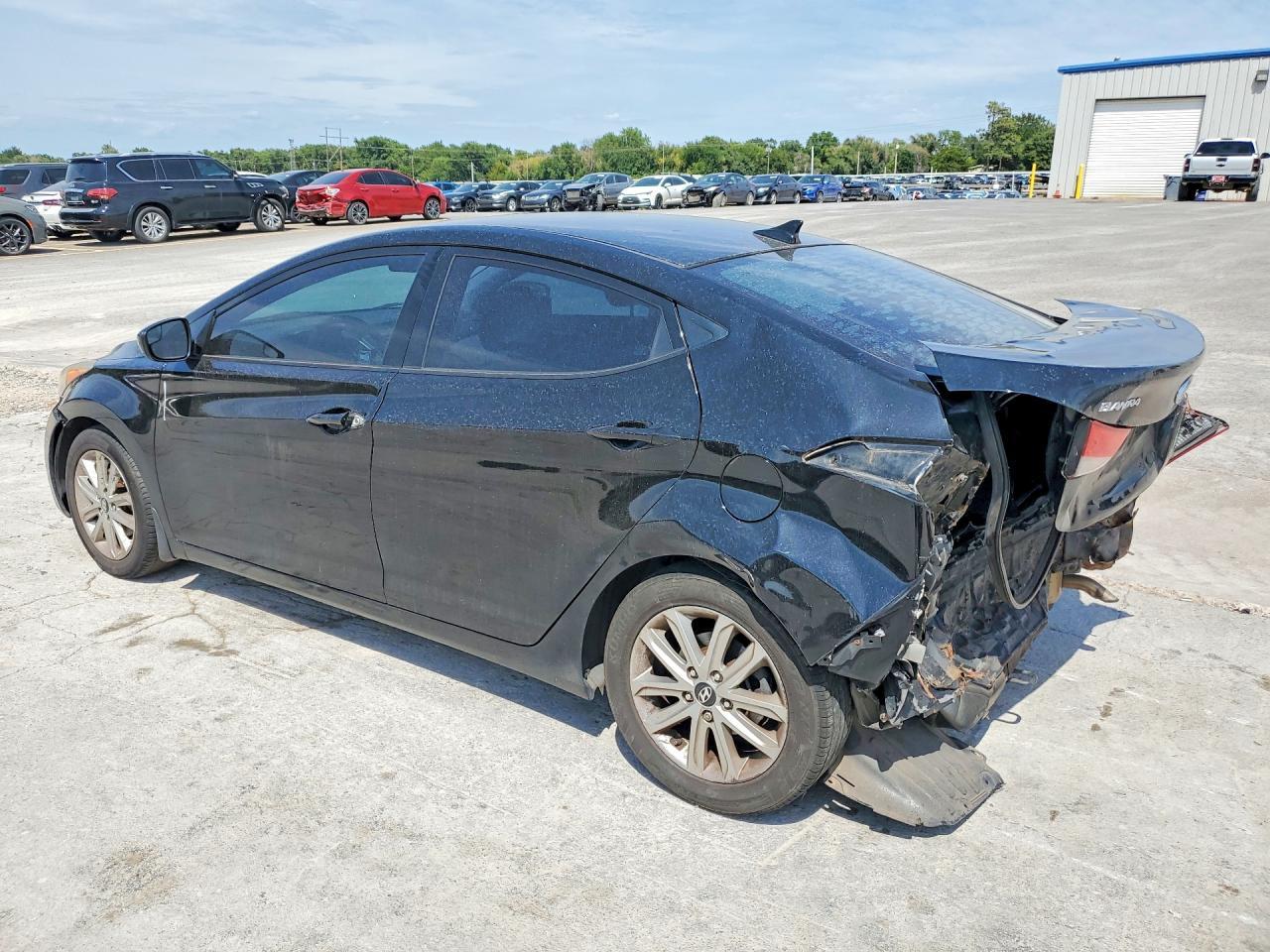 2015 Hyundai Elantra Se - Image 2
