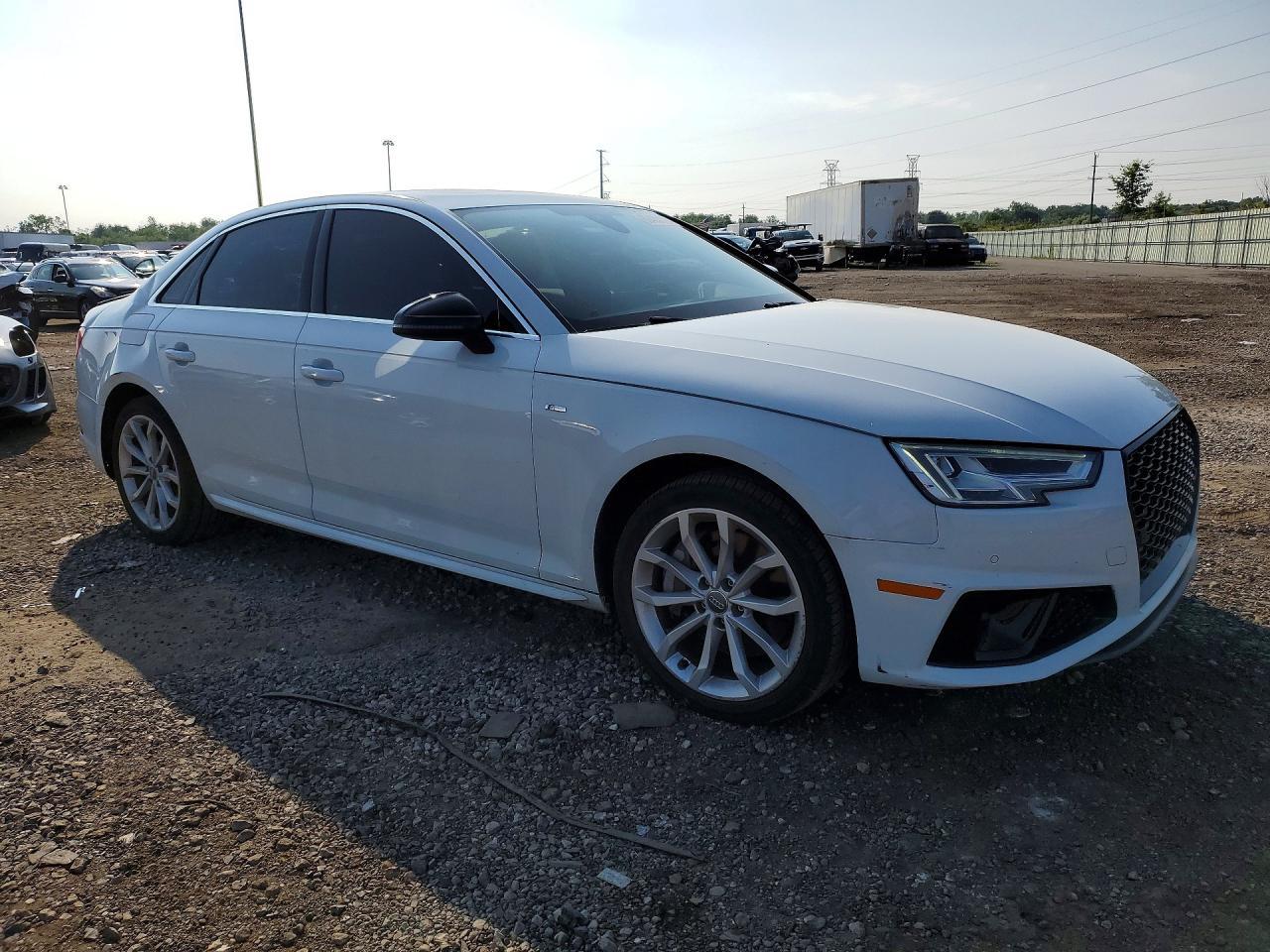 2019 Audi A4 Premium Plus - Фото 4