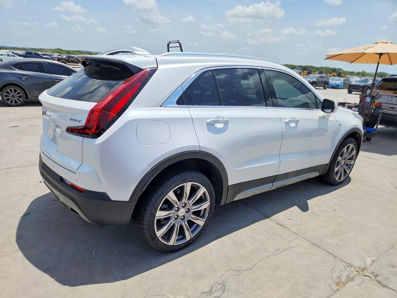 2022 Cadillac Xt4 Premium Luxury - Фото 3