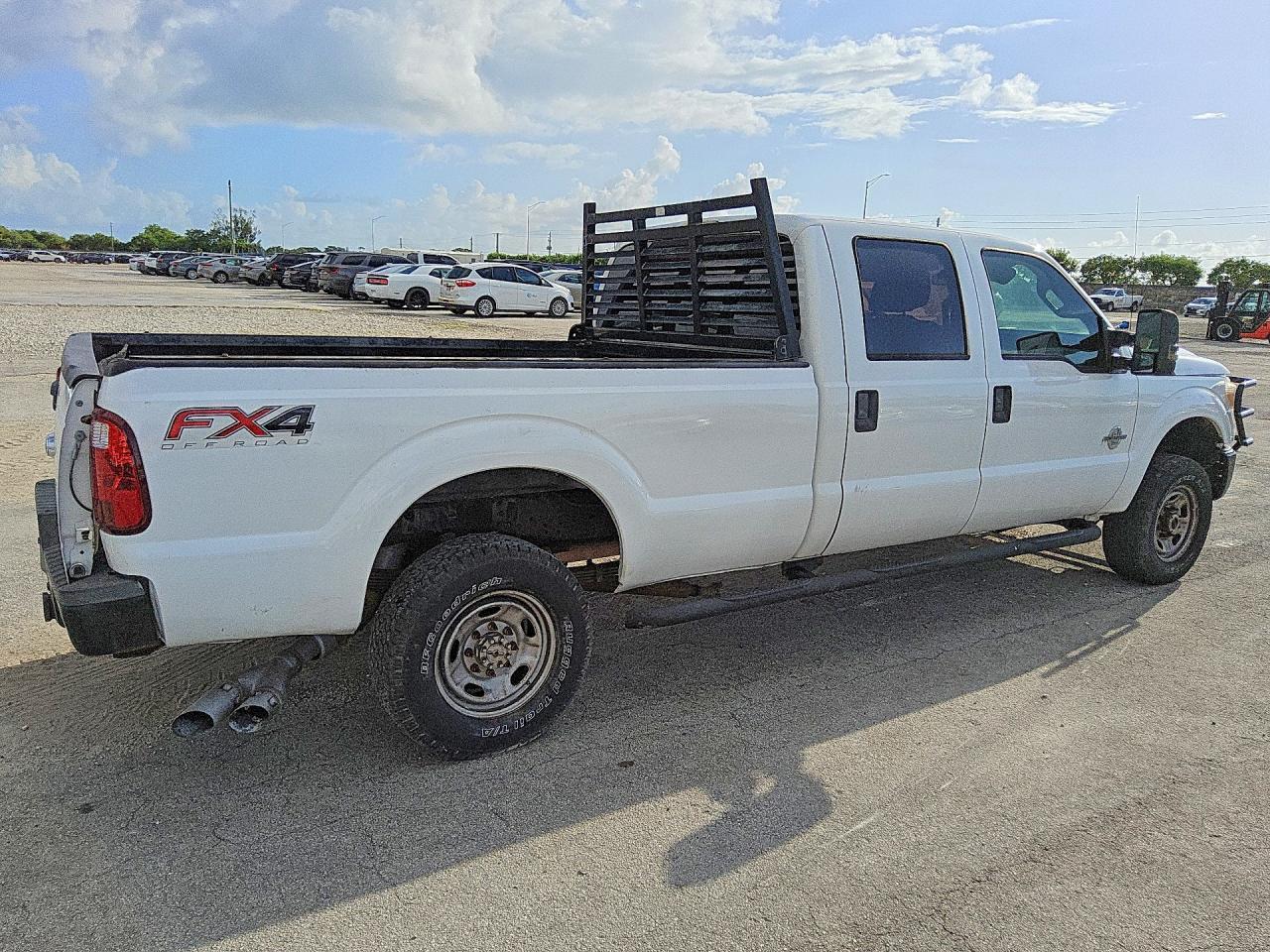 2015 Ford F250 Super Duty - Фото 3