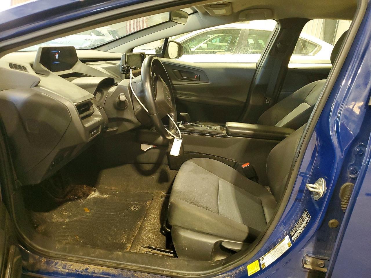 2023 Toyota Prius Le - Image 7