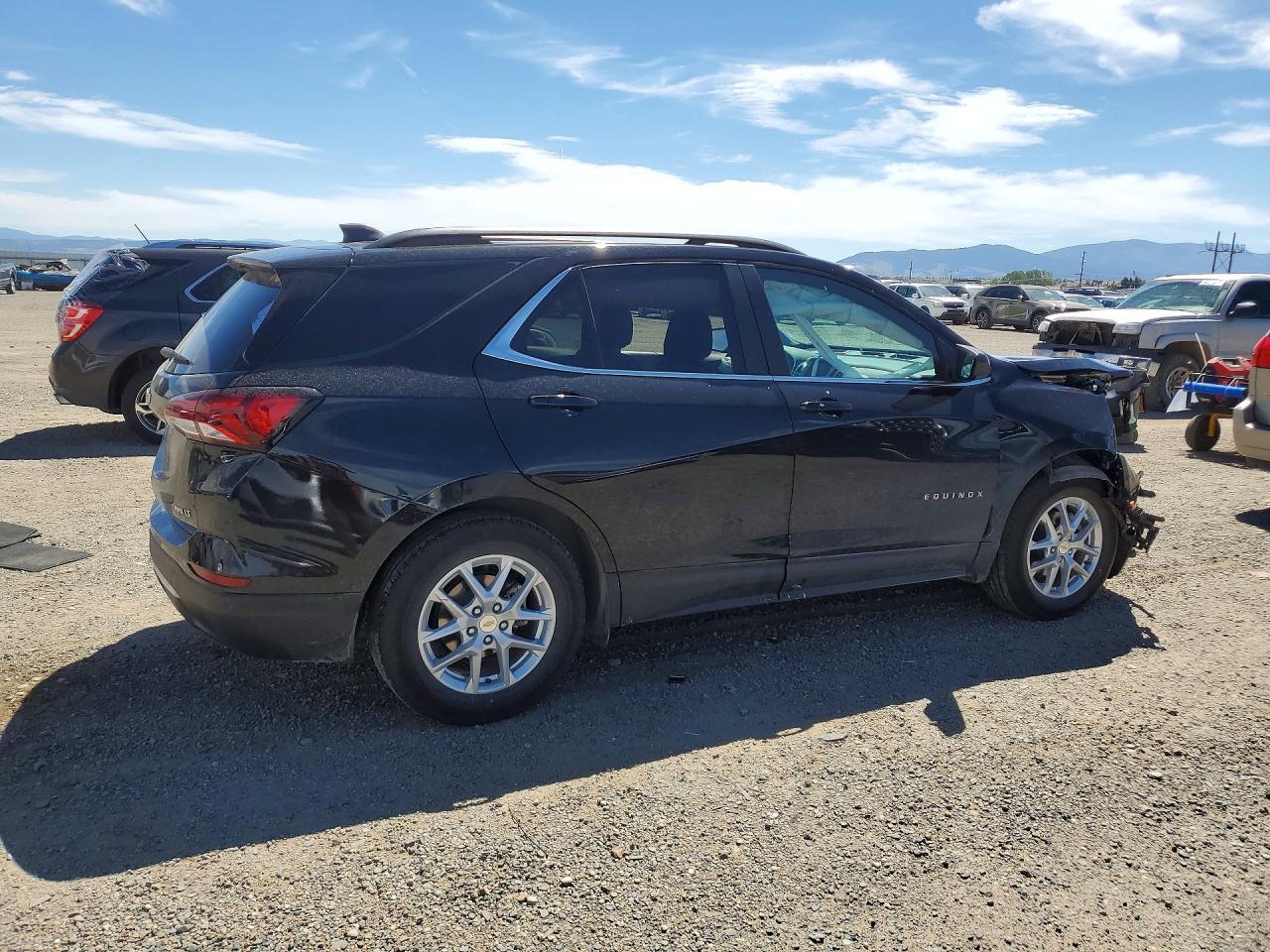 2022 Chevrolet Equinox Lt - Image 3