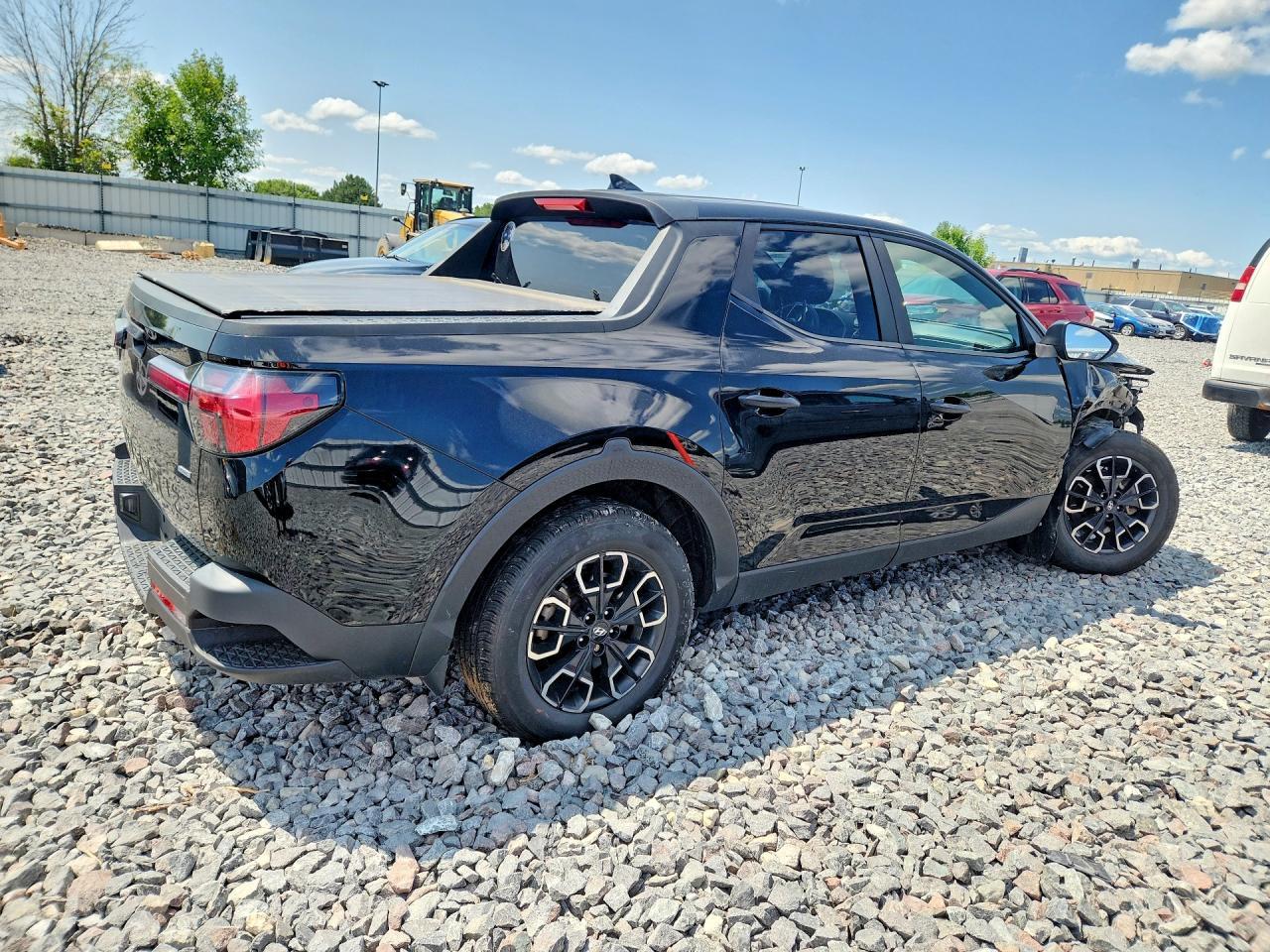 2022 Hyundai Santa Cruz Se - Фото 3
