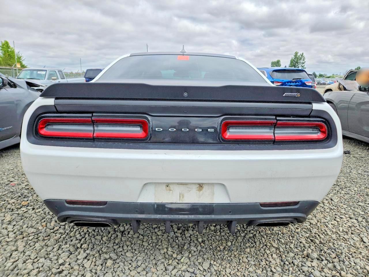 2015 Dodge Challenger R/T Scat Pack - Image 6