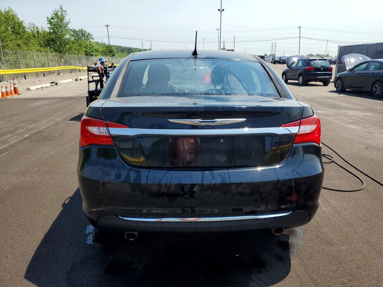 2013 Chrysler 200 Limited - Фото 6