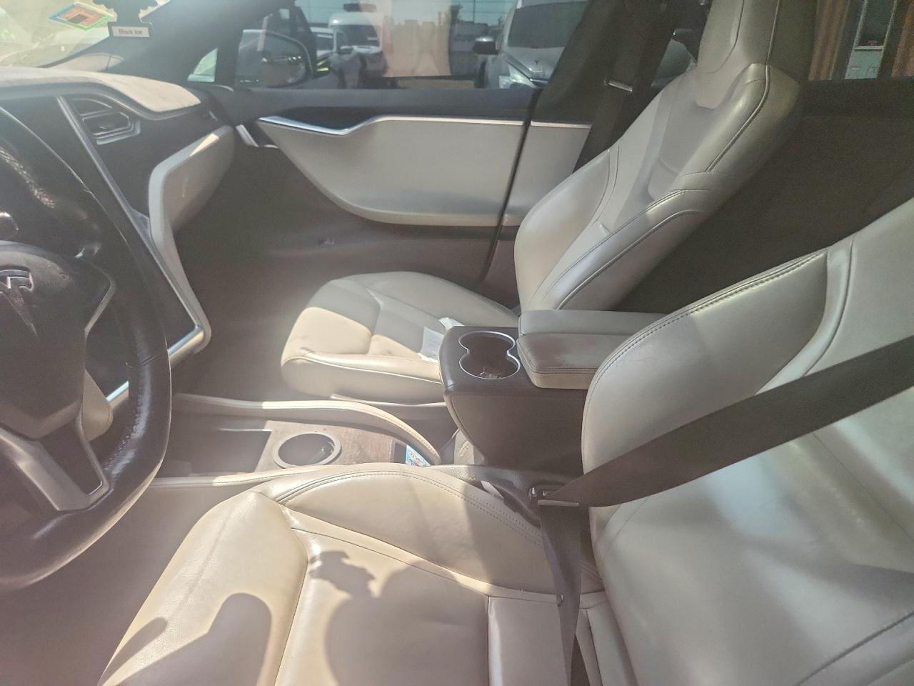 2015 Tesla Model S 70D - Фото 7