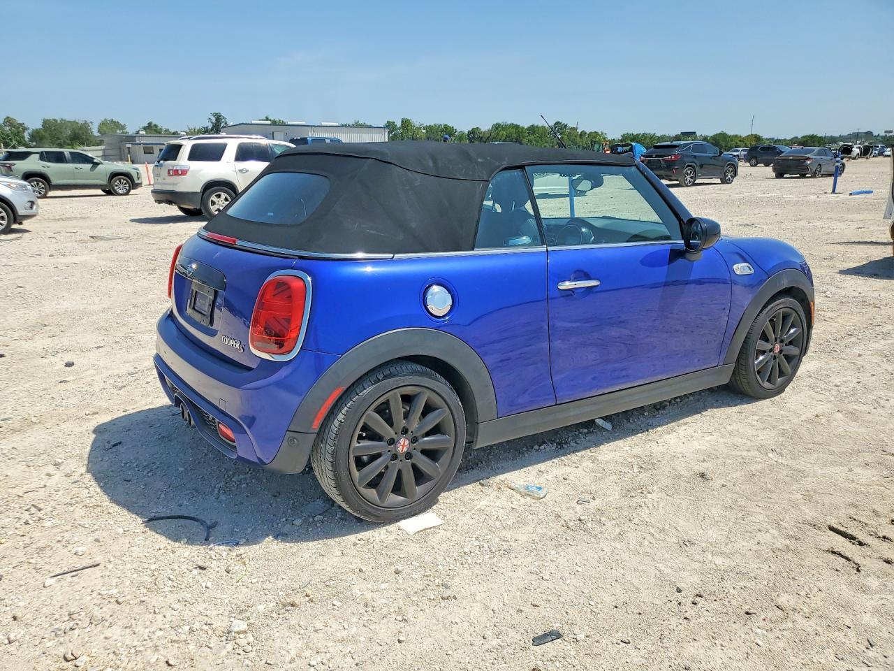 2021 Mini Cooper S - Фото 3