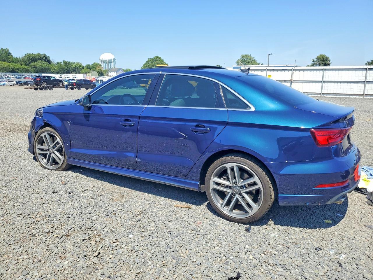 2019 Audi A3 Premium Plus - Фото 2