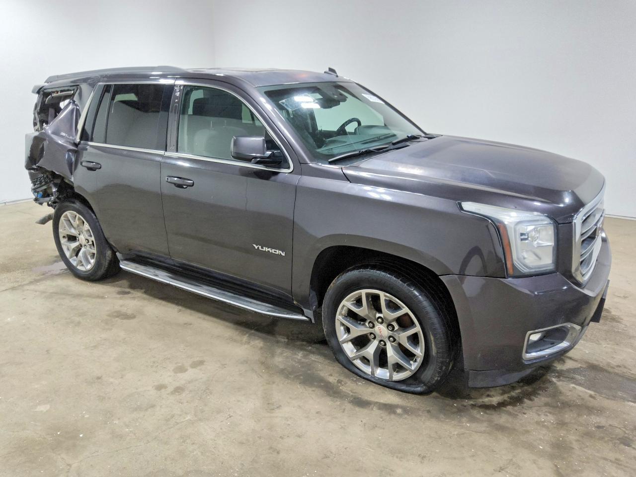 2015 GMC Yukon Sle - Image 4