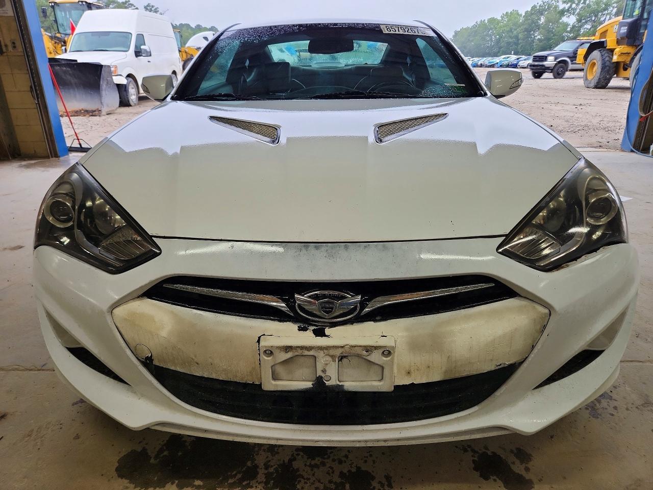 2014 Hyundai Genesis Coupe 3.8L - Фото 5