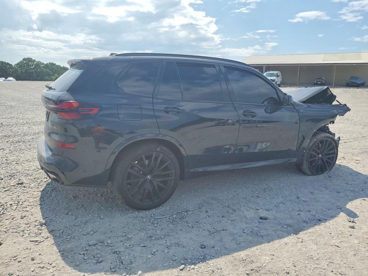 2026 BMW X5 xDrive40I - Фото 3